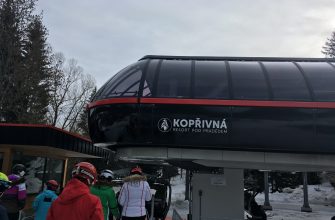 Sedačka Kopřivná