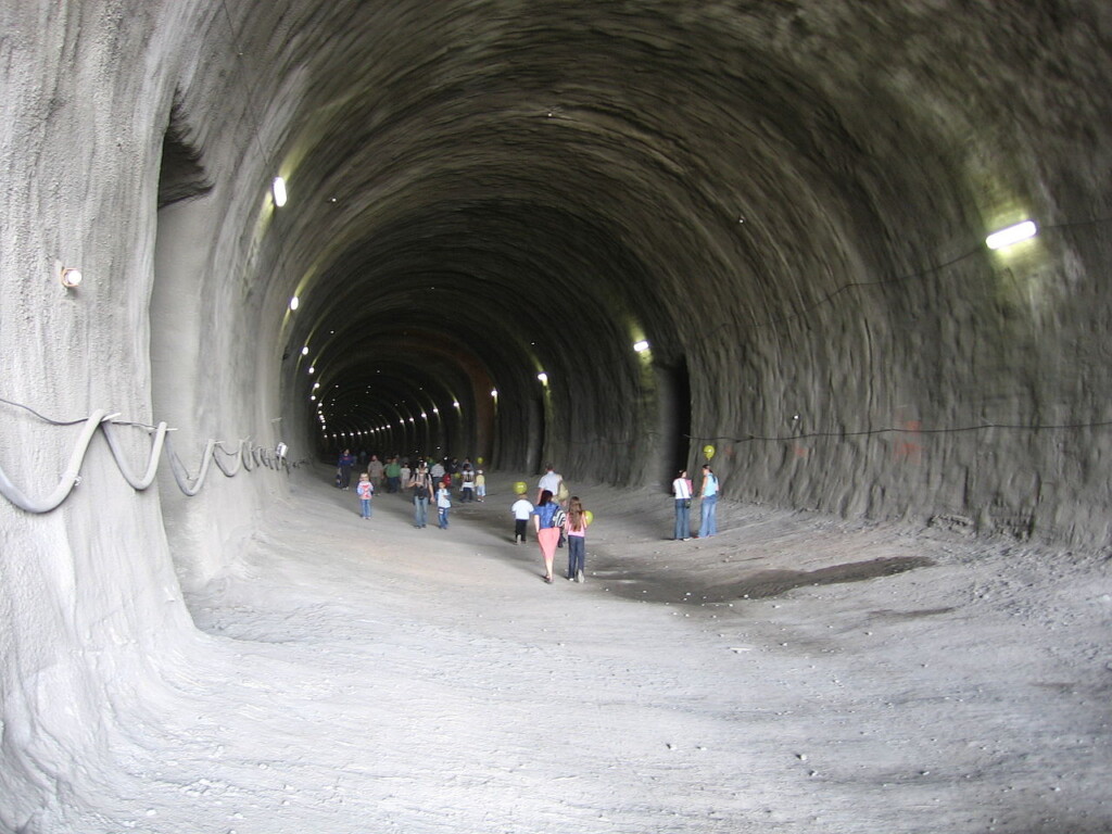 02_tunel