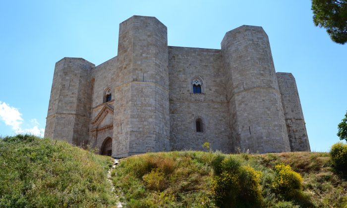 01_Castel_del_Monte