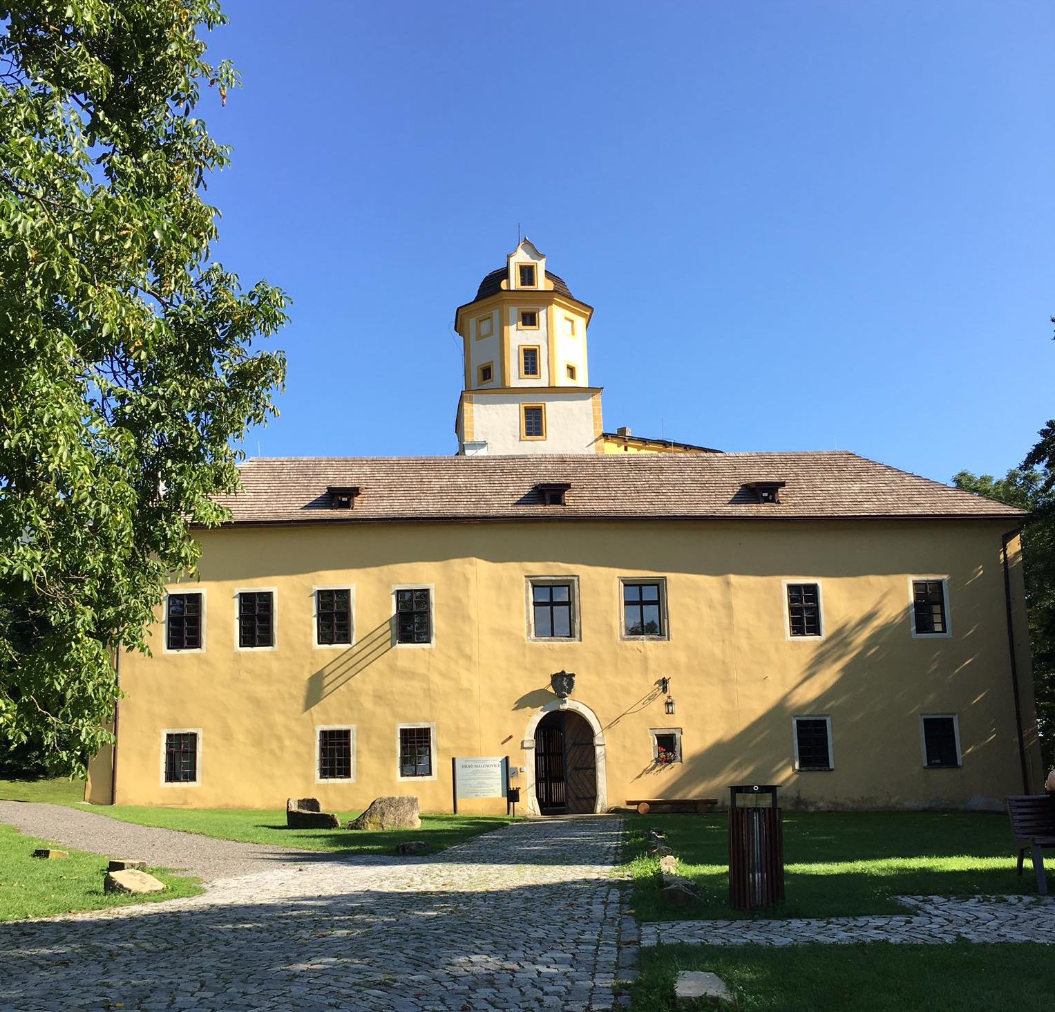 Na Hrad Malenovice Do Zl na Zaj mav Historick Pam tka Ukr v I na-hrad-malenovice-do-zl-na-zaj-mav-historick-pam-tka-ukr-v-i