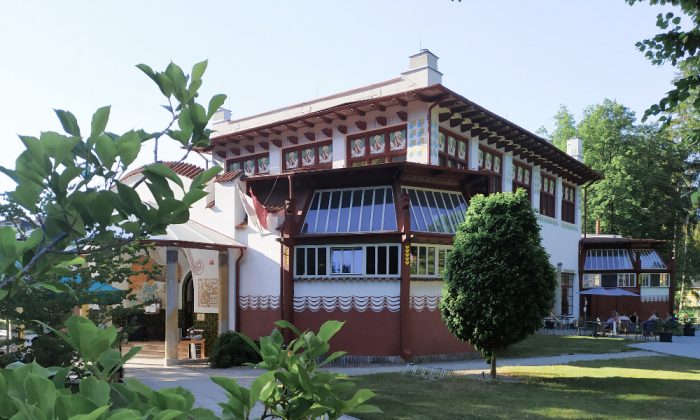 Mšené.Lázně-Pavillon Dvorana