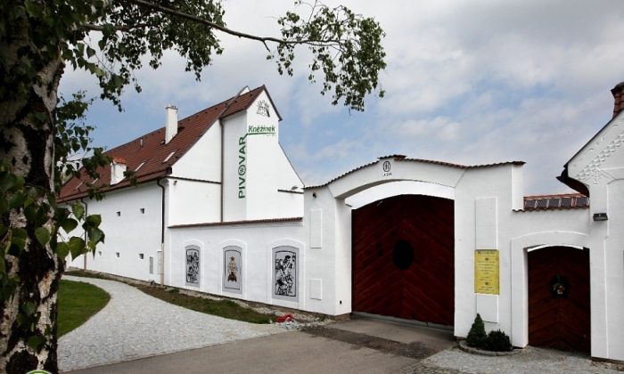 Rekreační a kongresové centrum Nové Dvory