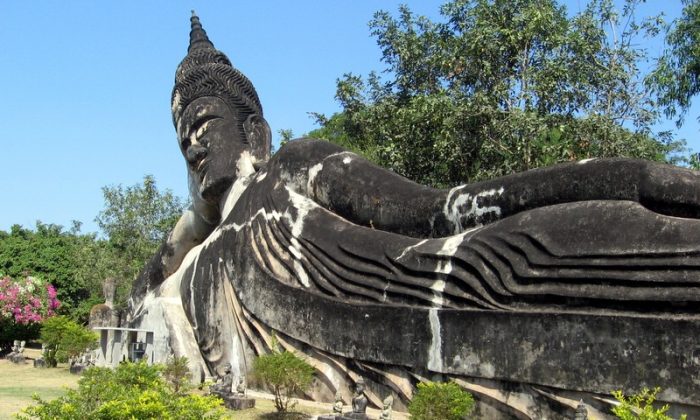 Xieng Khuan 2