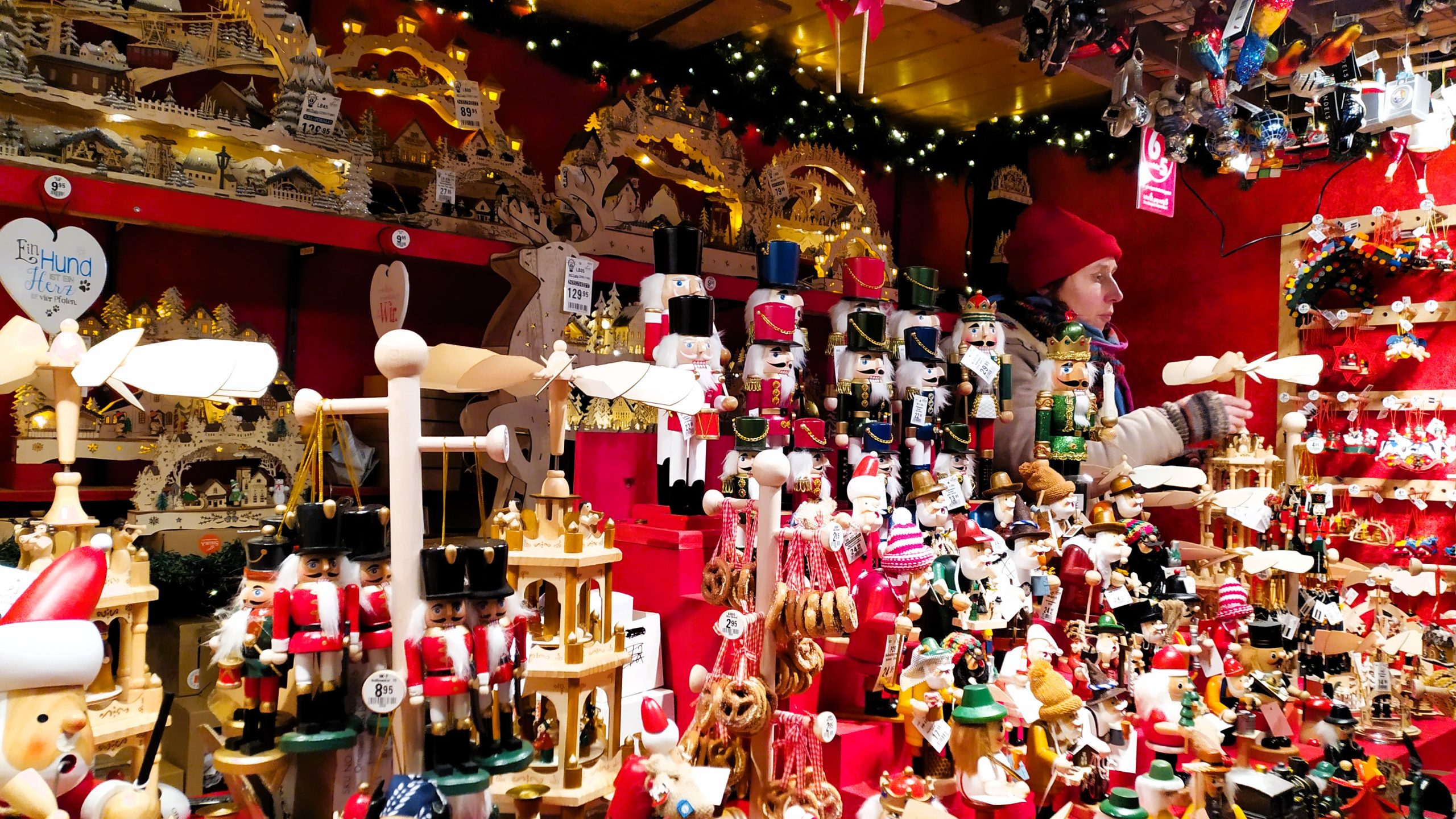 Striezelmarkt-vánoční-trh-Drážďany