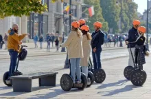 Poplatky, turismus, Benátky, Amsterodam, Barcelona