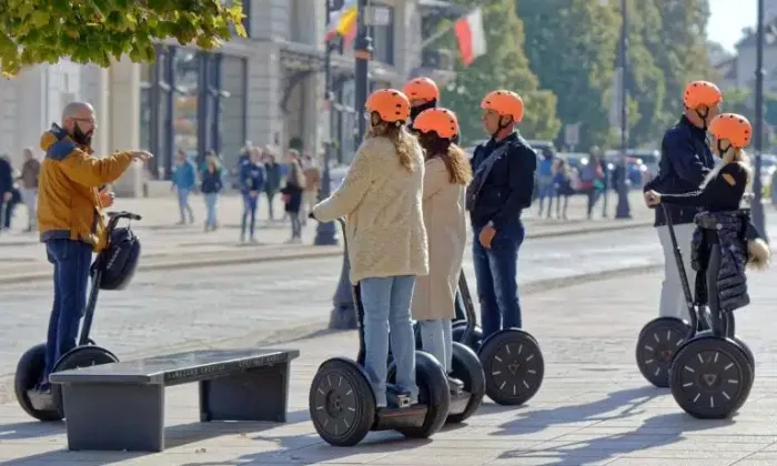 Poplatky, turismus, Benátky, Amsterodam, Barcelona