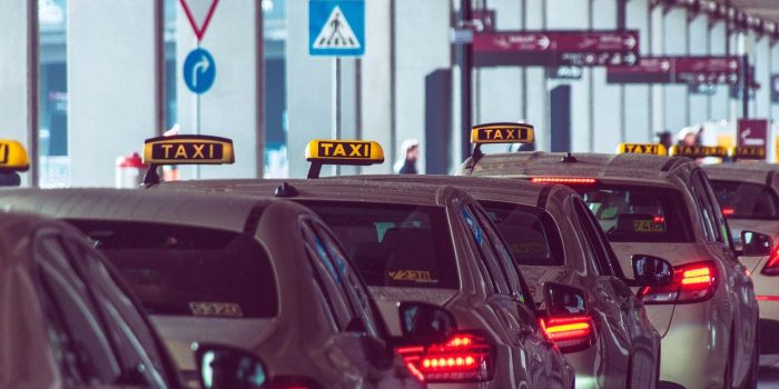 Taxíky, praha, taxikáři, zákon