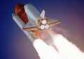 Challenger, havárie raketoplánu, NASA, Christa McAuliffeová, Ronald McNair, Judith Resniková, Ellison Onizuka, exploze ve vesmíru, selhání těsnění, kosmonautika, bezpečnost letů, historie vesmíru