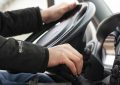 kojení na veřejnosti, diskriminace matek, autobusová doprava, reakce řidiče, podpora spolucestujících, mateřství v praxi