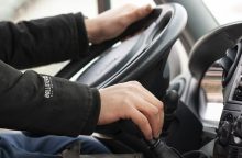 kojení na veřejnosti, diskriminace matek, autobusová doprava, reakce řidiče, podpora spolucestujících, mateřství v praxi