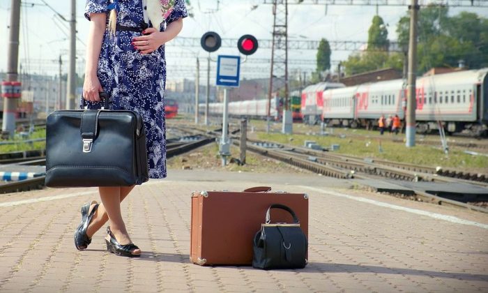 znečištěné pláže, přeplněné letovisko, ručníková válka, odliv turistů, overtourism