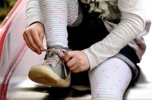 Moje první dítě se stalo obětí spádové turistiky, u druhého musím tenhle podvod udělat já. Podvádět se nemá, to jsme se učili už v mateřské školce. Ale když jednou někdo podvede vás, dost možná vám nezbude, než to na oplátku za čas udělat u někoho jiného. Školy, školky, jarní prázdniny, děti