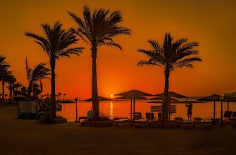 Egypt Itálie, dovolená, nuda pláž, svatba, nudisté