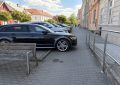 Zaparkované auto