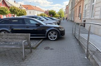 Zaparkované auto