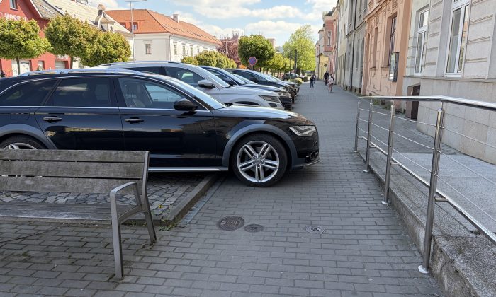 Zaparkované auto